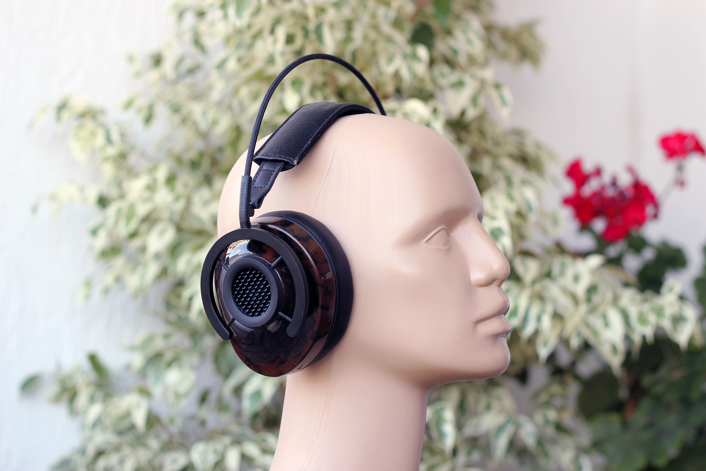 AudioQuest NightHawk Headphones – Review