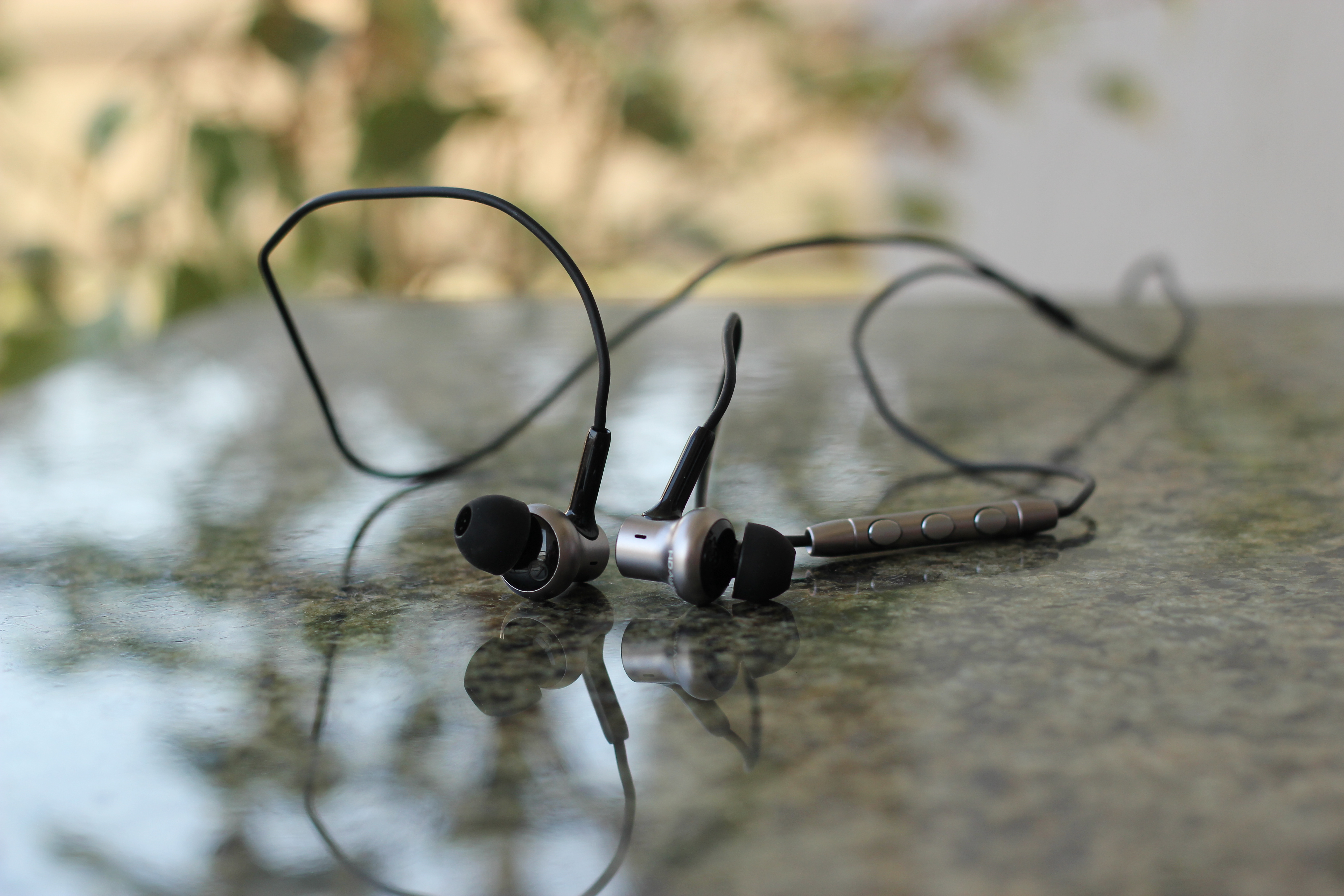 Xiaomi MI Pro HD In-Ear Headphones Review
